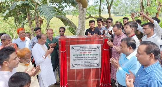 গাইবান্ধার গোবিন্দগঞ্জে ৭টি উন্নয়ন কাজের উদ্বোধন করলেন সংসদ সদস্য আলহাজ্ব অধ্যক্ষ আবুল কালাম আজাদ